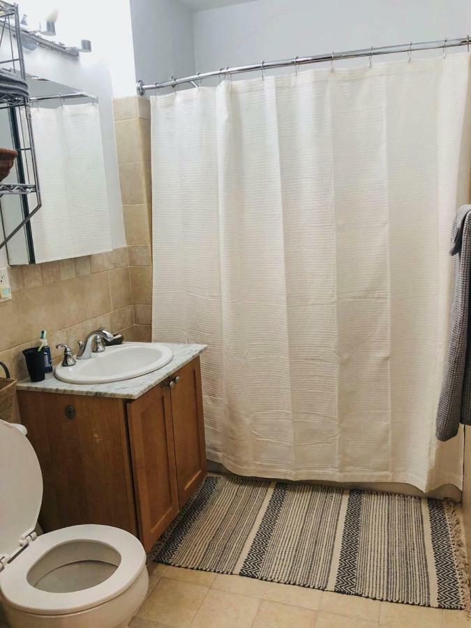 Апартаменты East Harlem Cozy Нью-Йорк Экстерьер фото